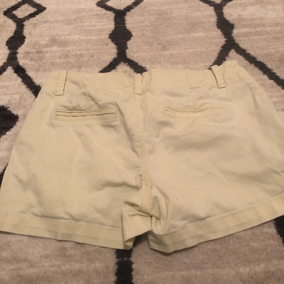 Yellow Maurices  7/8 shorts - Picture 3 of 3